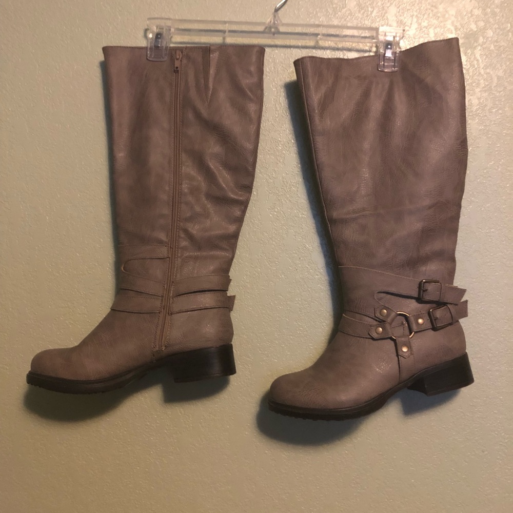 Lane Bryant Boots - Grey - Size 9